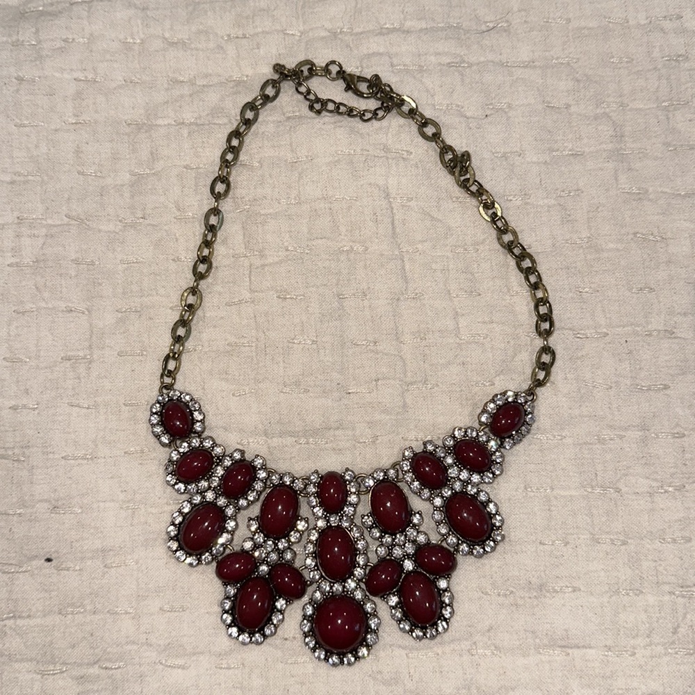 Statement necklace